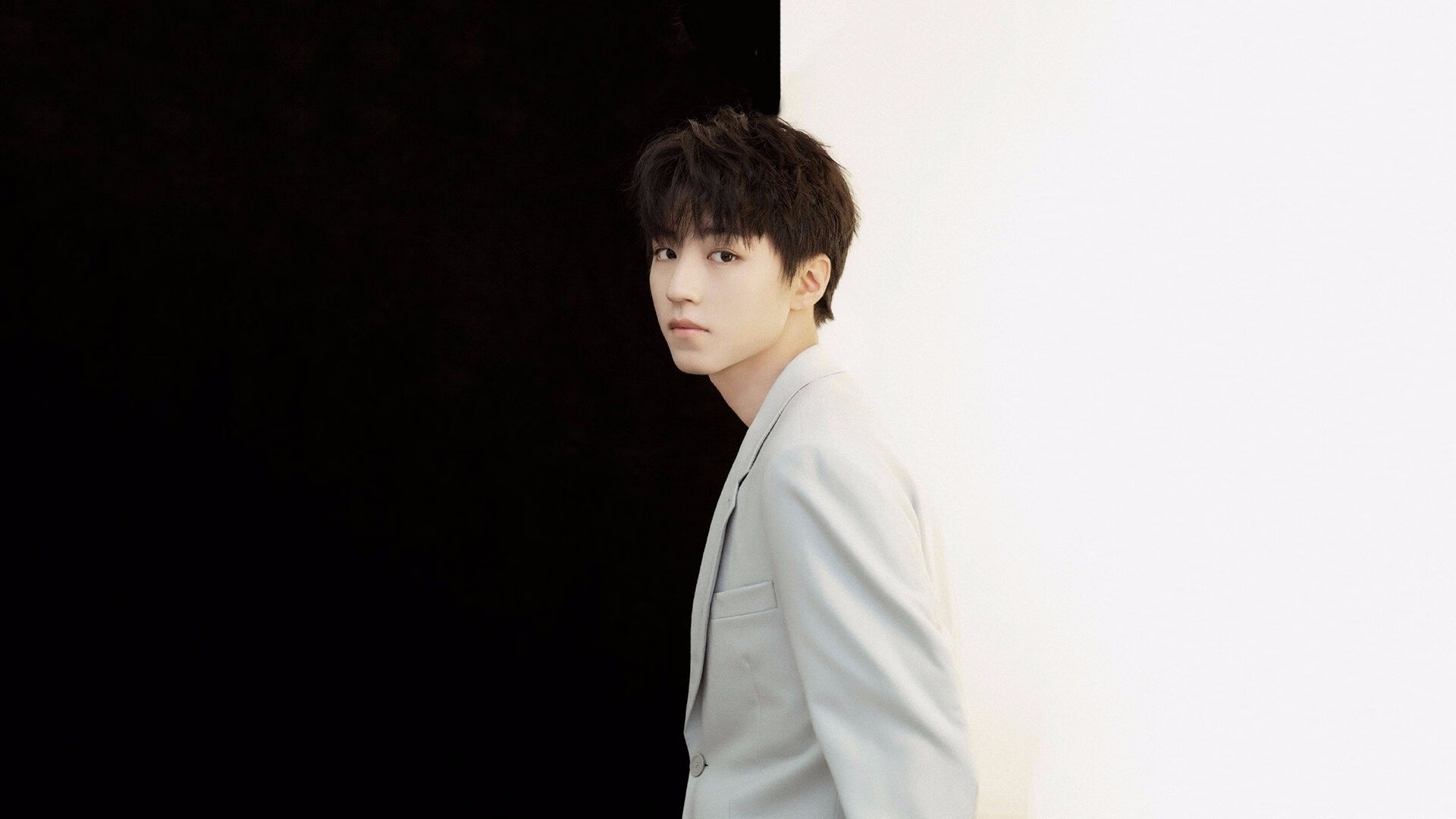 “尼古拉斯·桑特基的快速反应与精准控制,带领阿根廷美洲狮队走向未来”