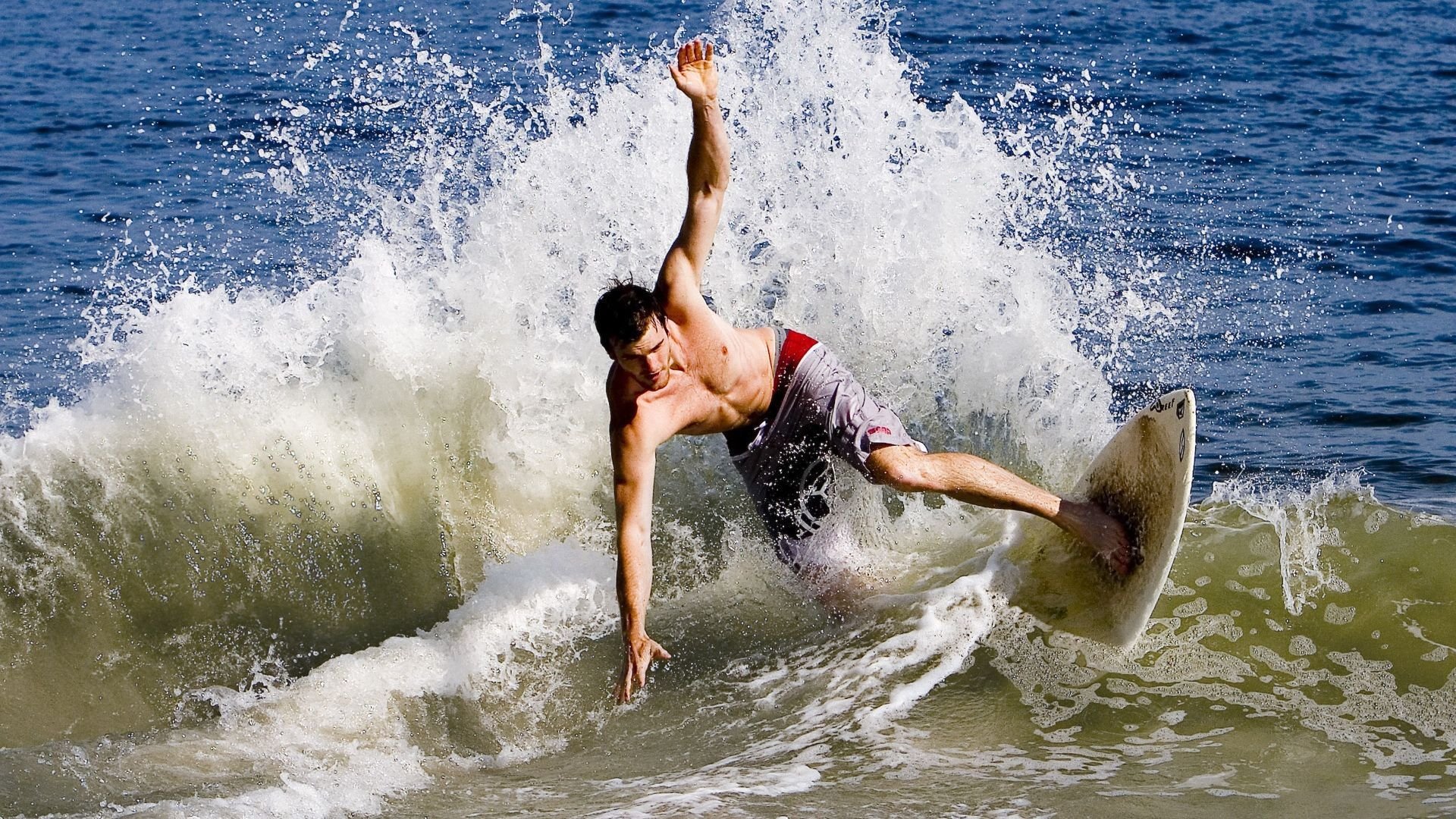 赛场新星:他们将引领新一代的风潮,赛场展示